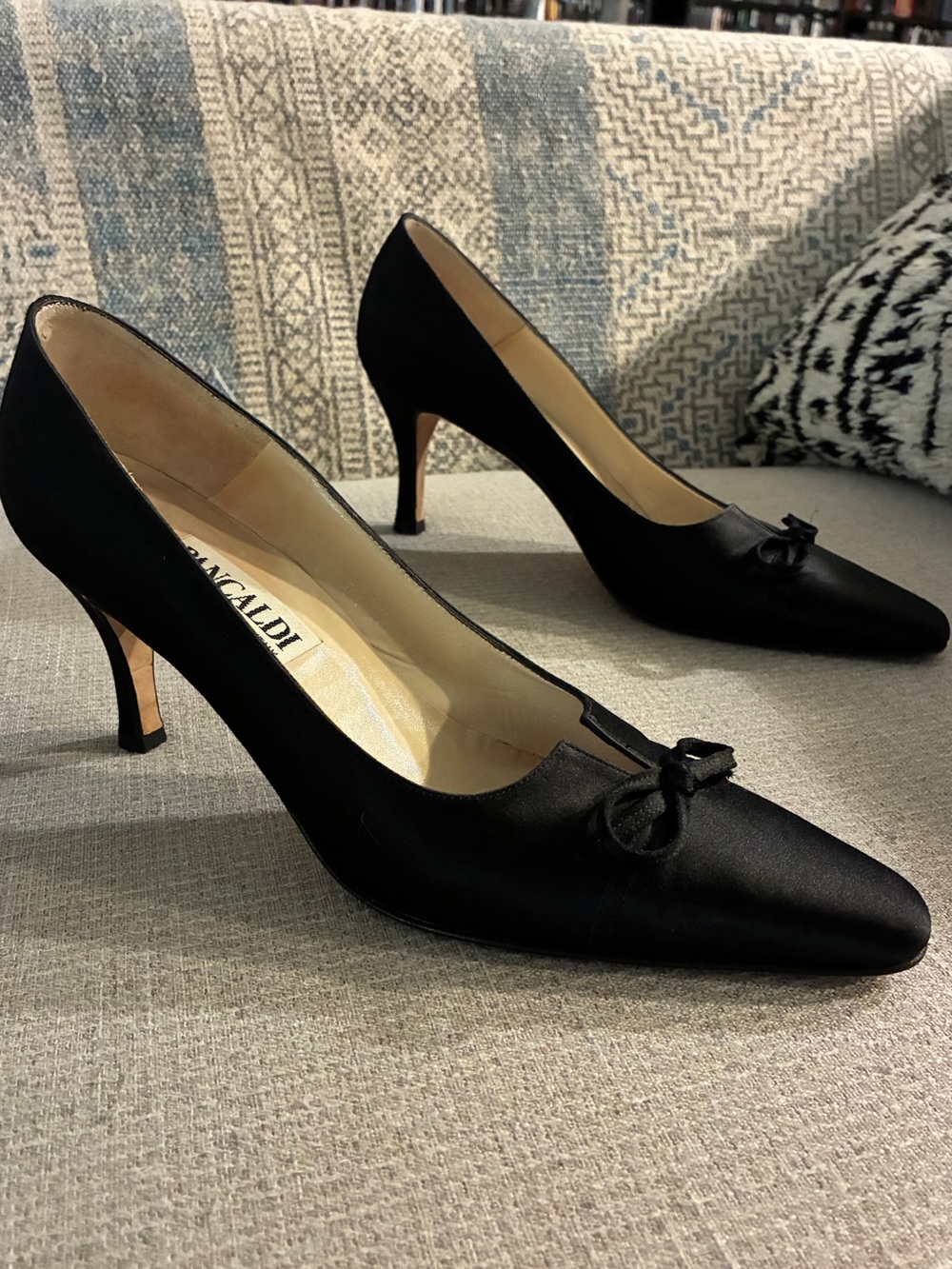 Vintage Pancaldi Made in Italy Black Satin Bow Pumps
